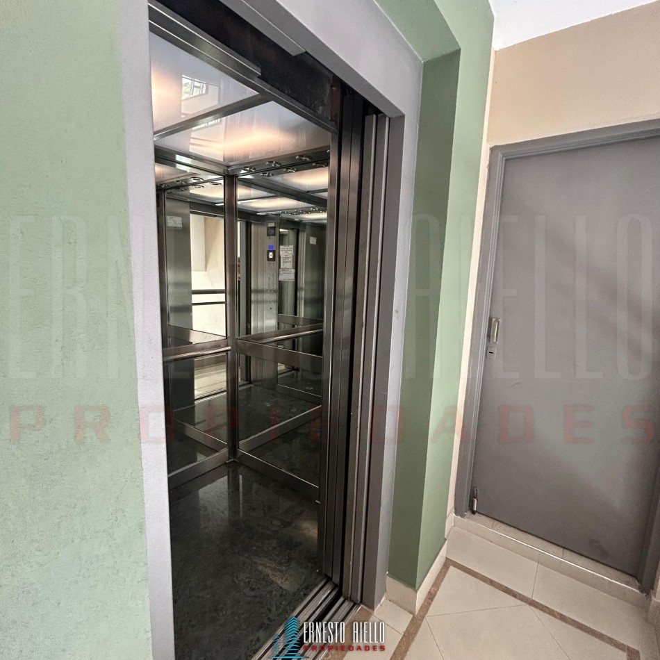 Alquiler excelente piso 4 amb en Olavarria 107. Quilmes centro.