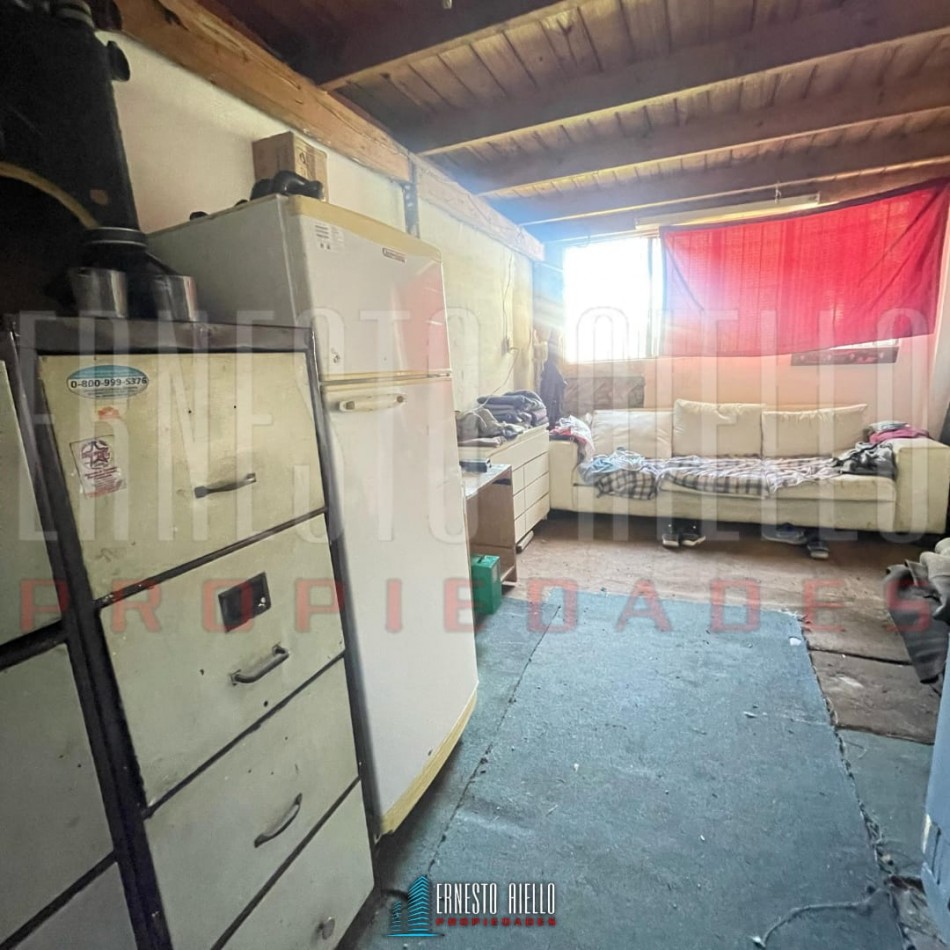 VENTA GALPON + DEPTO 3 AMBIENTES CON TERRAZA EN PLANTA ALTA.