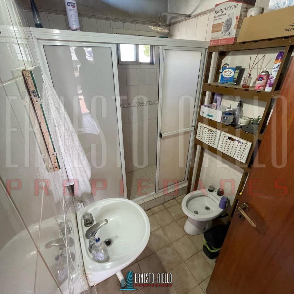 VENTA GALPON + DEPTO 3 AMBIENTES CON TERRAZA EN PLANTA ALTA.