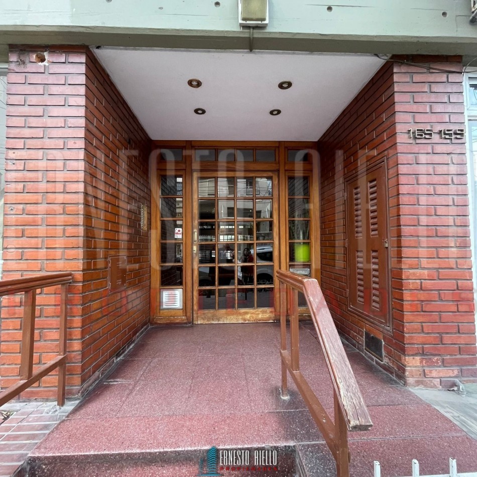 VENTA DEPARTAMENTO 2 AMBIENTES, QUILMES CENTRO.