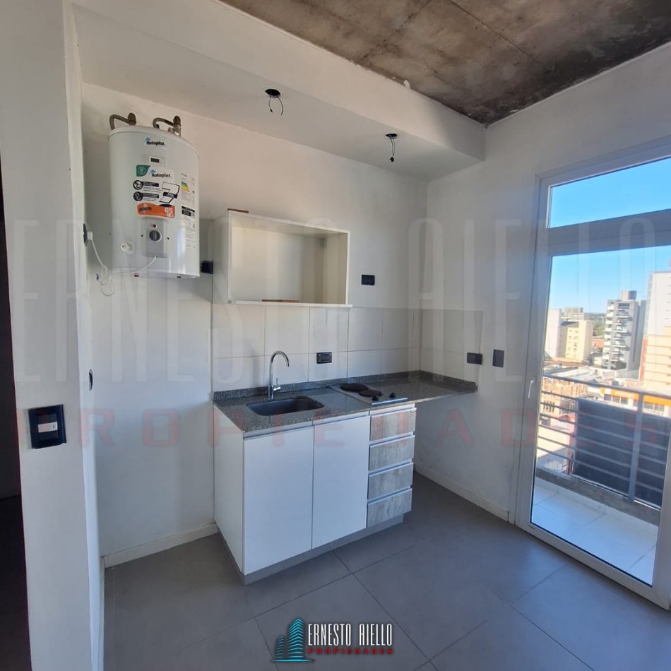 VENTA MONOAMBIENTE OFICINA / CONSULTORIO APTO PROFESIONAL, QUILMES CENTRO.