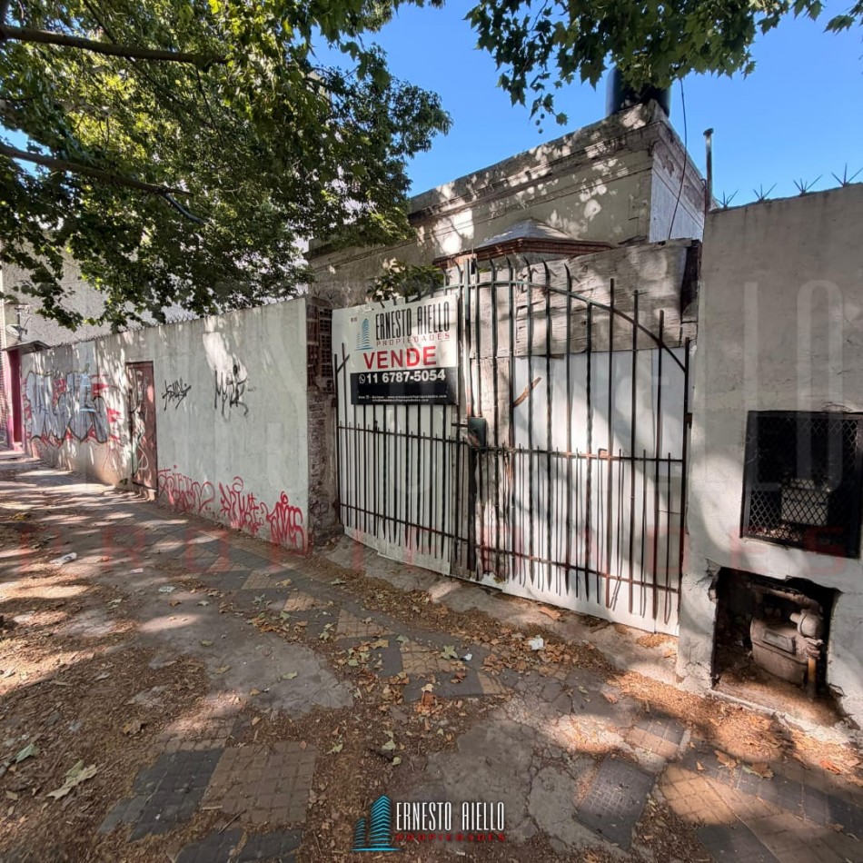  VENTA LOTE/TERRENO CON CASA A DEMOLER/REFACCIONAR, QUILMES OESTE CENTRO. IDEAL INVERSOR.