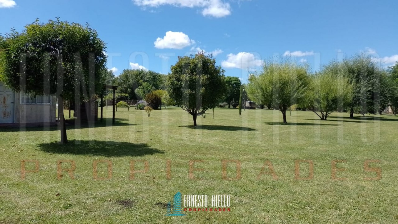 VENTA PREDIO DE 19.491M2  EL ALBOR , GRAL. J.  MADARIAGA. COMPLEJO DE CABAÑAS CON PISCINA. 30KM DE PINAMAR. (ACTUALMENTE EN FUNCIONAMIENTO CON CLIENTELA PROPIA)