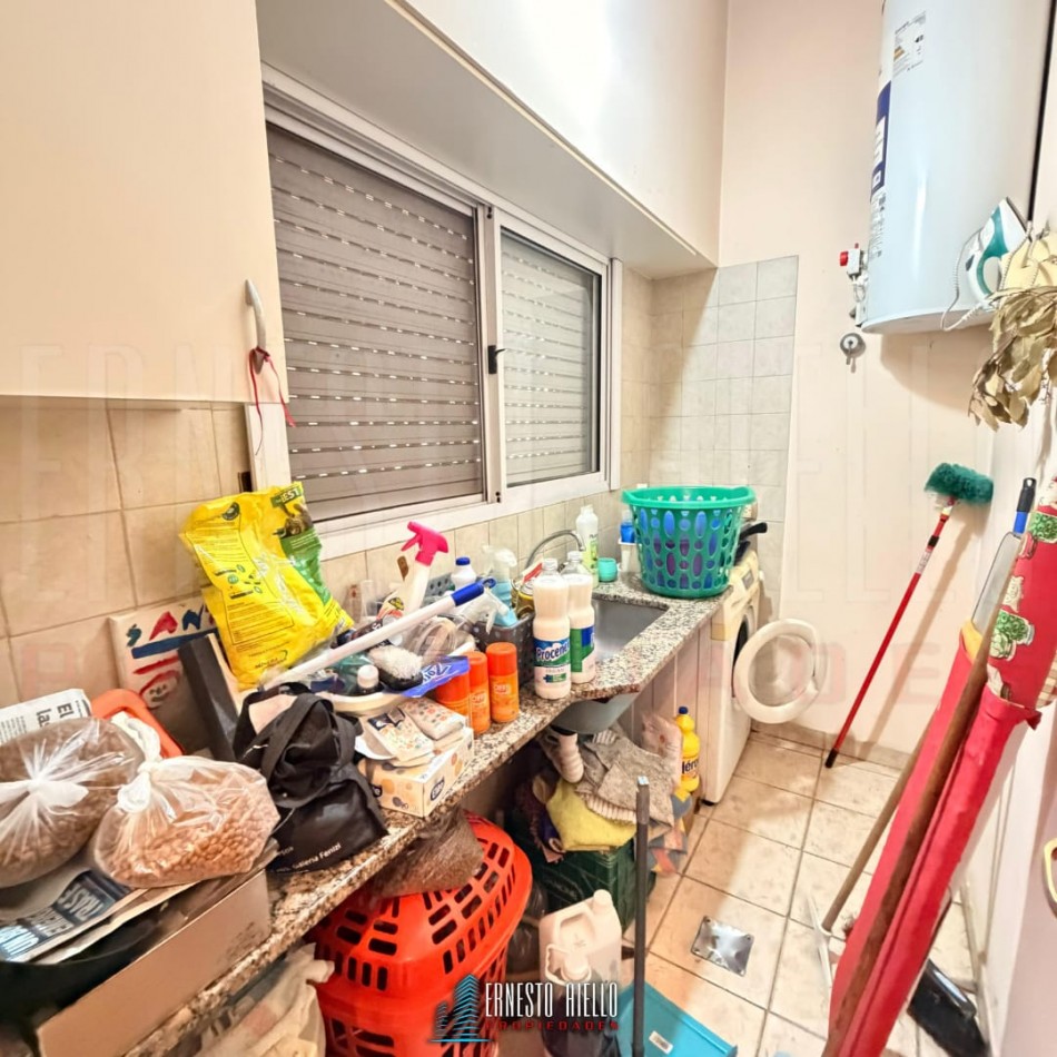 VENTA PRECIOSA CASA DE 4 AMBIENTES. QUILMES OESTE