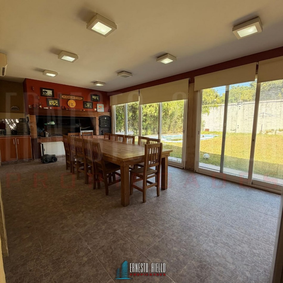 ALQUILER CASA DE 5 AMBIENTES. BARRIO LOS TRONCOS, BERAZATEGUI.