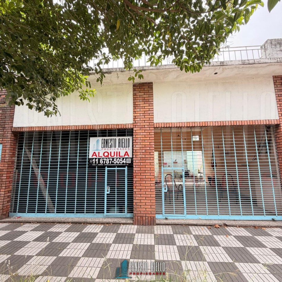 ALQUILER LOCAL COMERCIAL A 60MTS DE AV. ANDRES BARANDA, QUILMES OESTE. 