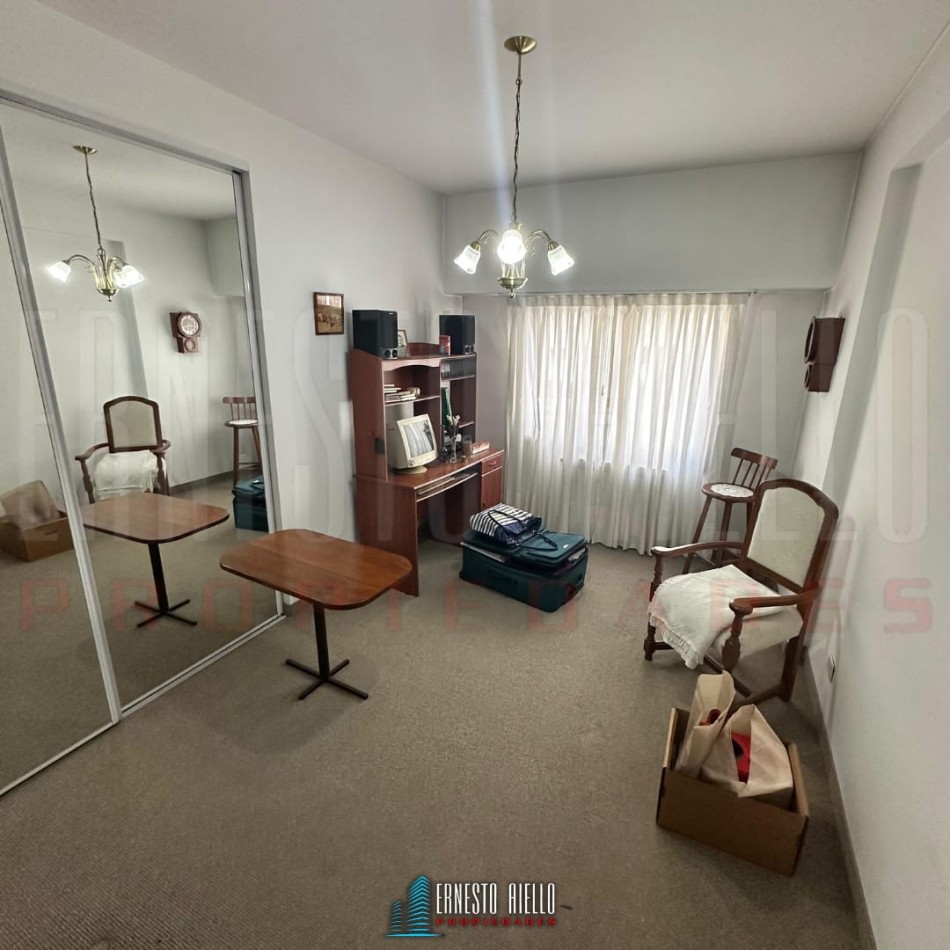 ¡ALQUILER DEPTO TRES AMBIENTES DE CATEGORIA, CON DETALLES DE LUJO, QUILMES CENTRO!