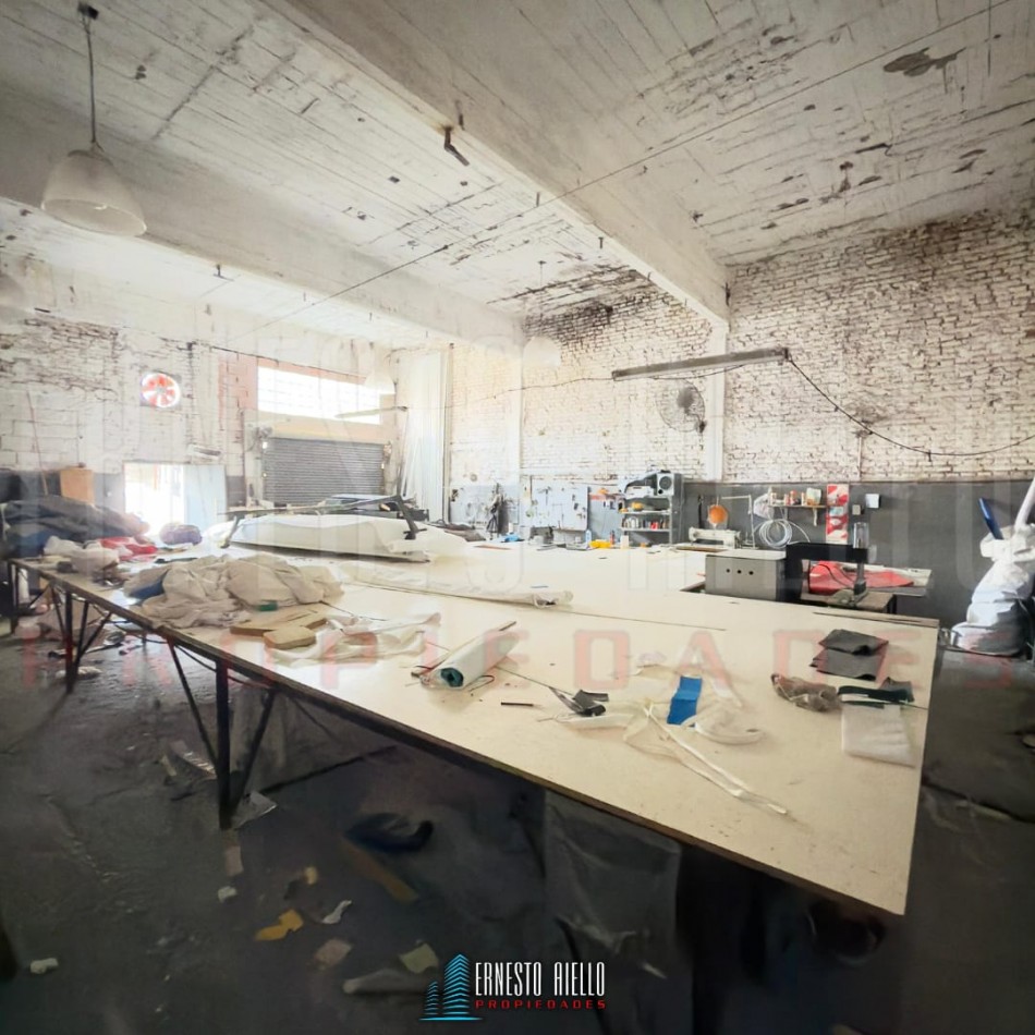 VENTA GALPON/ DEPOSITO , MUY BUENA UBICACION ESTRATEGICA  , DOCK SUD, AVELLANEDA.