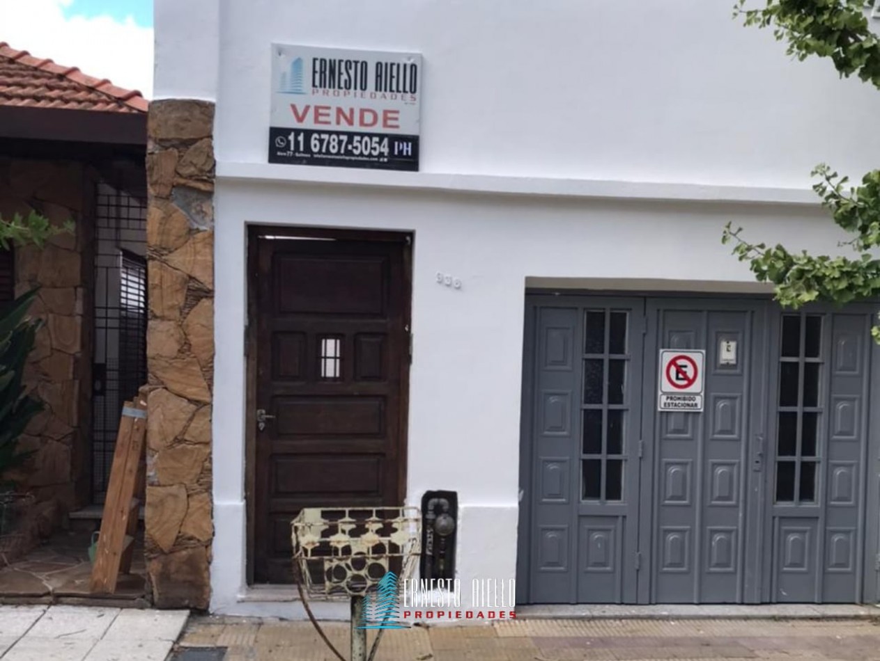 VENTA PH 3 AMBIENTES OPORTUNIDAD EN AVELLANEDA A REFACCIONAR.