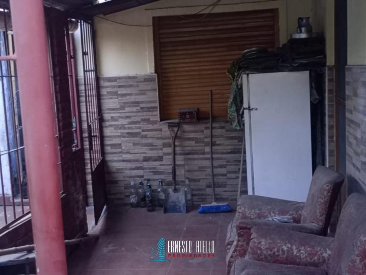 VENTA PH 3 AMBIENTES OPORTUNIDAD EN AVELLANEDA A REFACCIONAR.