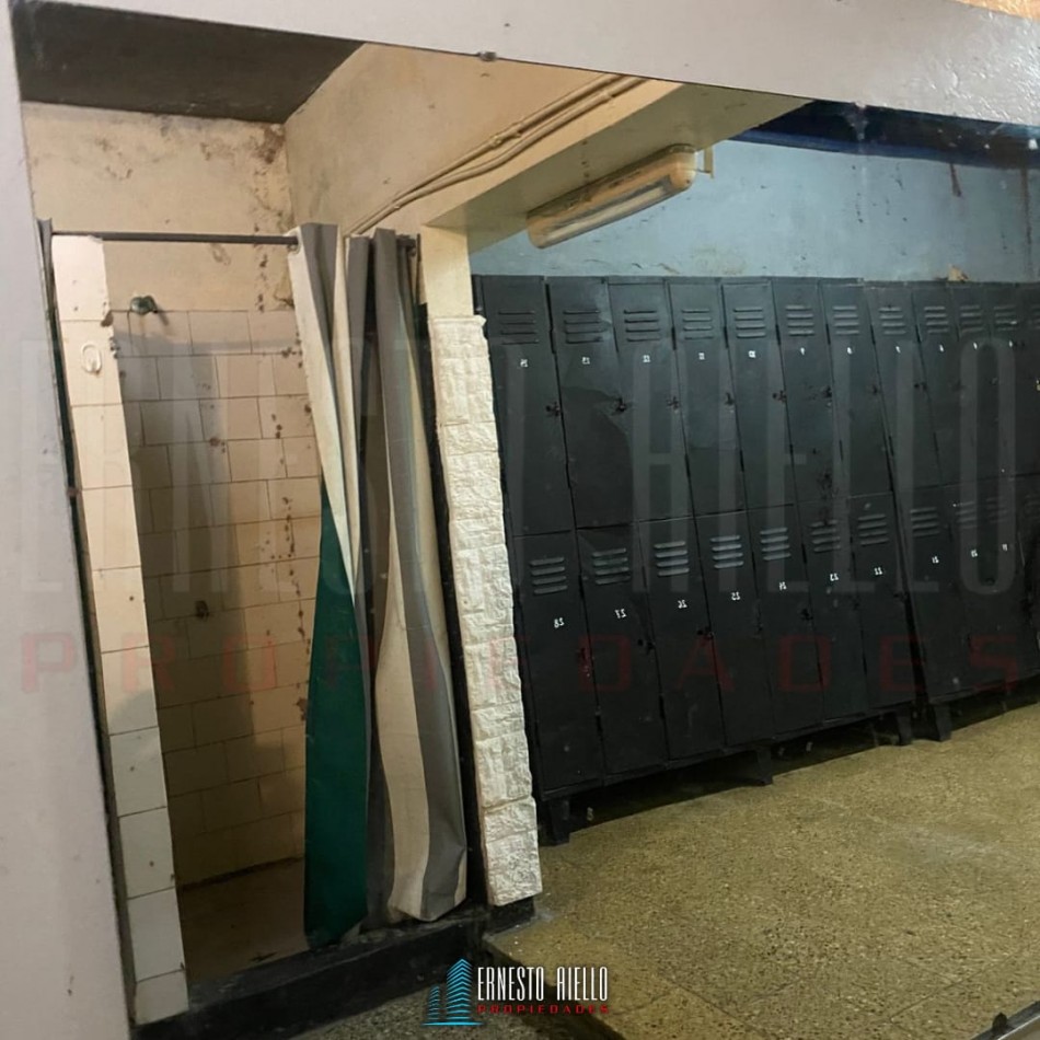 ¡ALQUILER LOCAL COMERCIAL EN PLENO CENTRO DE QUILMES!