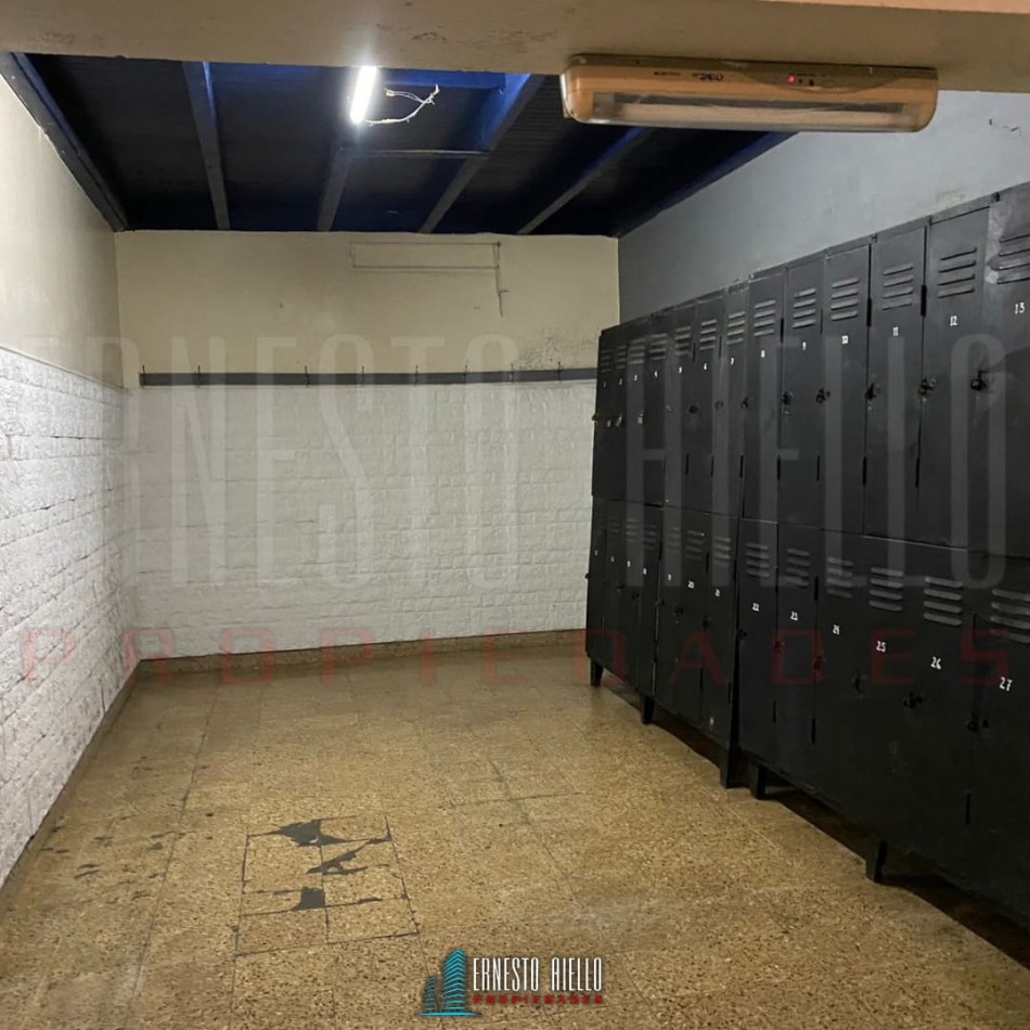 ¡ALQUILER LOCAL COMERCIAL EN PLENO CENTRO DE QUILMES!