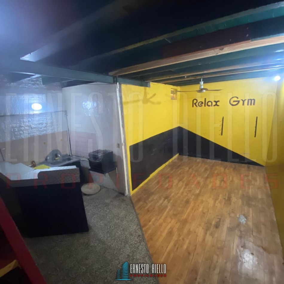 ¡ALQUILER LOCAL COMERCIAL EN PLENO CENTRO DE QUILMES!