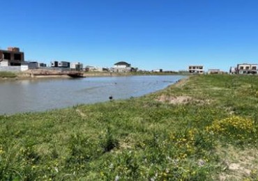 VENTA LOTE BARRIO MAGALLANES, PUEBLOS DE PLATA.