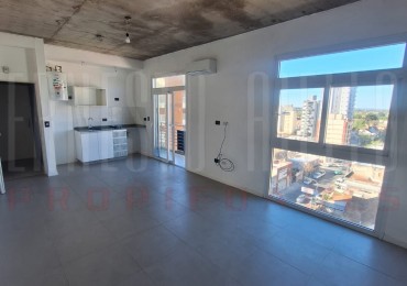 VENTA MONOAMBIENTE OFICINA / CONSULTORIO APTO PROFESIONAL, QUILMES CENTRO.