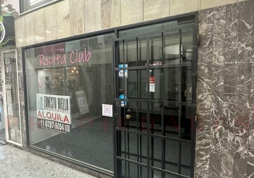 VENTA LOCAL COMERCIAL EN LA GALERIA "LA FRANCESA", QUILMES CENTRO.